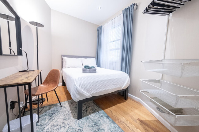 5 W 101st St in New York, NY - Building Photo - Building Photo