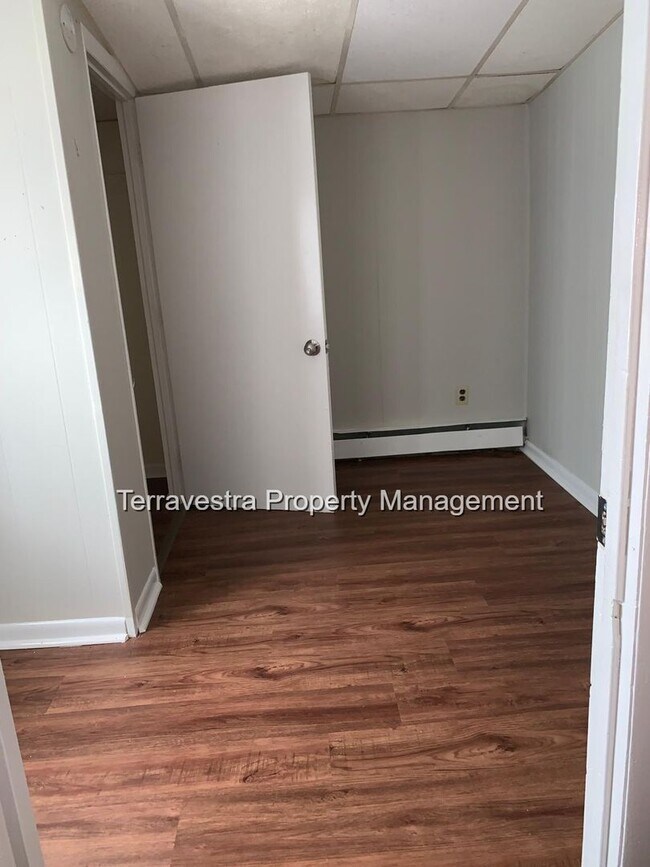 420 N High St-Unit -Unit A in Millville, NJ - Building Photo - Building Photo