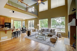 1355 E 100th Ln in Thornton, CO - Building Photo