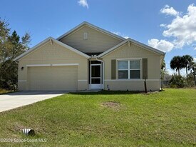 378 Hammonton St SW in Palm Bay, FL - Building Photo