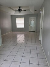 1105 Lexington Cir, Unit A in Edinburg, TX - Foto de edificio - Building Photo