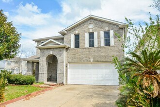 8402 Brickhaven Ln in Houston, TX - Building Photo - Building Photo