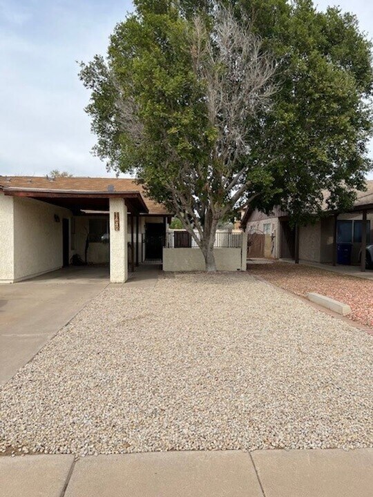 1442 E Palmdale Dr in Tempe, AZ - Building Photo