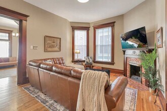 127 W Hubbard Ave in Columbus, OH - Building Photo - Building Photo