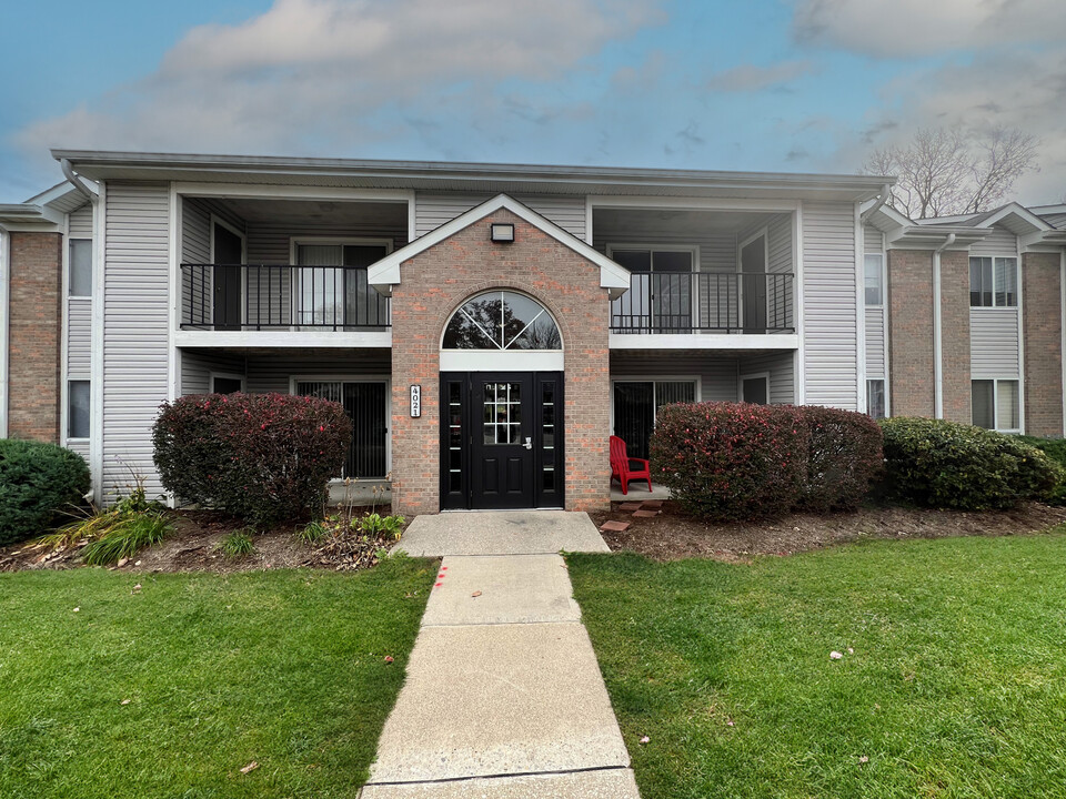 Hanna Village Apartments in Indianapolis, IN - Foto de edificio