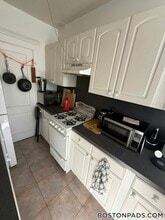 121 Park Dr in Boston, MA - Building Photo - Building Photo