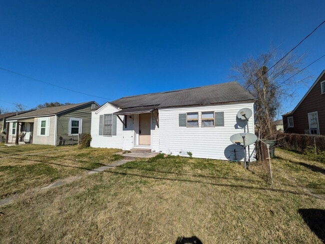 property at 1878 Delaware St