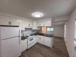 10928 26th Ave SW in Seattle, WA - Building Photo - Building Photo