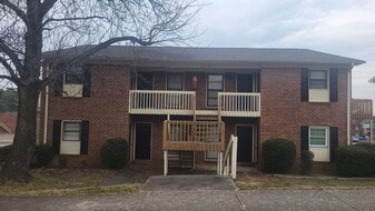 1506 Ascent Trl NW in Huntsville, AL - Building Photo