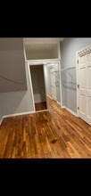 2326 N Harding Ave, Unit 1 in Chicago, IL - Foto de edificio - Building Photo
