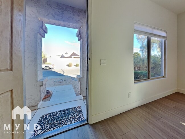 1237 E Blackfoot Daisy Dr in Queen Creek, AZ - Building Photo - Building Photo