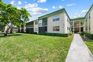 4276 NW 89th Ave, Unit 205 in Coral Springs, FL - Building Photo