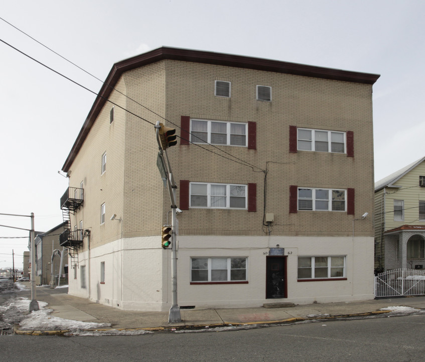 60 - 62 Division Street in Elizabeth, NJ - Building Photo