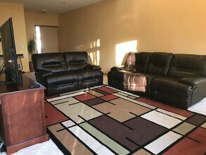 5039 Archer Ln N in Plymouth, MN - Building Photo - Building Photo