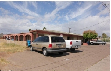 Roselawn Heights in Phoenix, AZ - Foto de edificio