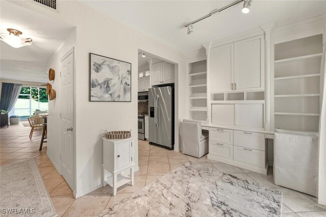 property at 871 Tanbark Dr