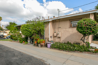 312 N Primrose Ave in Alhambra, CA - Building Photo - Building Photo