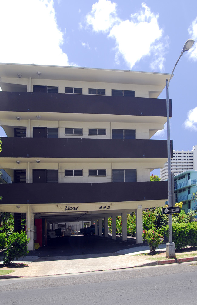 Dori Apartments in Honolulu, HI - Building Photo - Building Photo