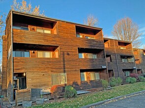 Parklane Apartments in Boise, ID - Building Photo - Building Photo