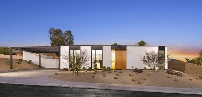 property at 13852 Scenic Crest Cir