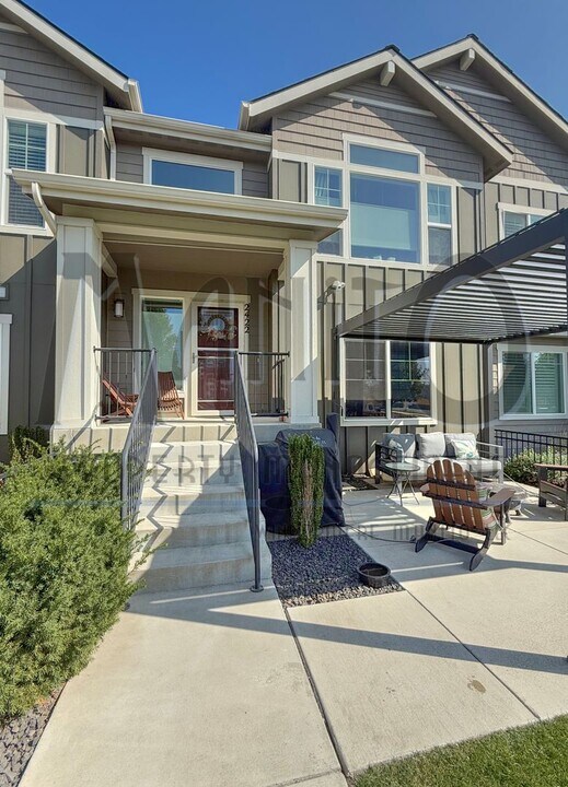 2422 W Summit Pkwy in Spokane, WA - Building Photo
