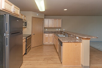 Prairie Winds Apartments in Dickinson, ND - Foto de edificio - Interior Photo