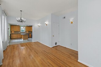 642 S Linwood Ave in Baltimore, MD - Building Photo - Building Photo