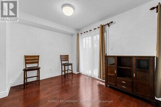 1183 Westview Terrace in Oakville, ON - Building Photo - Building Photo