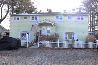 420 A Lake Shore N-Unit -D in Montague, NJ - Building Photo - Building Photo