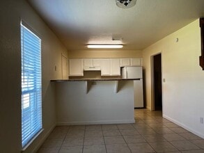 3308 Avenue O-Unit -A in Rosenberg, TX - Building Photo - Building Photo