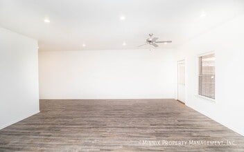 6910 21st St in Lubbock, TX - Building Photo - Building Photo