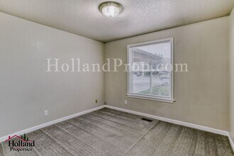 19395 SW Murphy St in Beaverton, OR - Building Photo - Building Photo