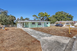 4430 Barnsdale Dr in Melbourne, FL - Building Photo - Building Photo