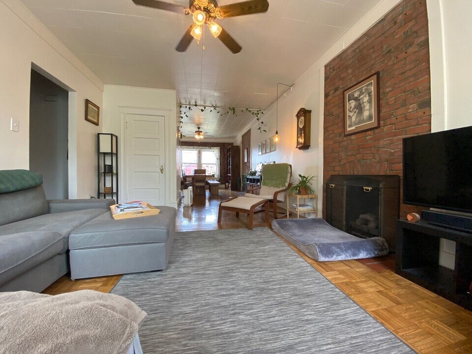 4149 W Pine Blvd-Unit -A in St. Louis, MO - Building Photo