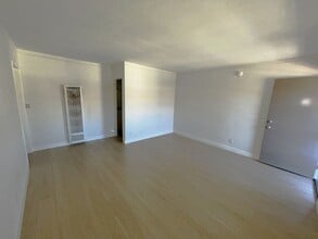 41 Normandie Ave in Los Angeles, CA - Building Photo - Building Photo