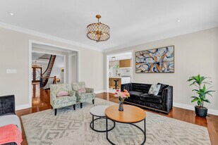 5 Highvalley Cir in Brampton, ON - Building Photo