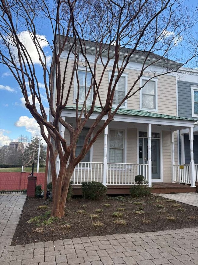 property at 605 Spring St