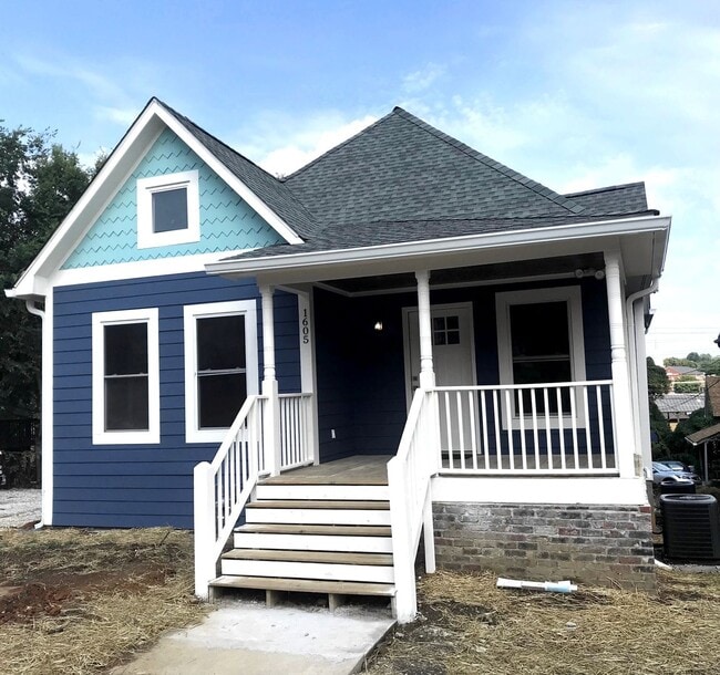 property at 1605 Forest Ave