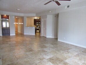 424 Luna Bella Ln in New Smyrna Beach, FL - Building Photo - Building Photo