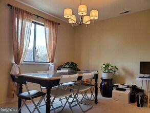 1100 Lisadale Cir in Baltimore, MD - Building Photo - Building Photo