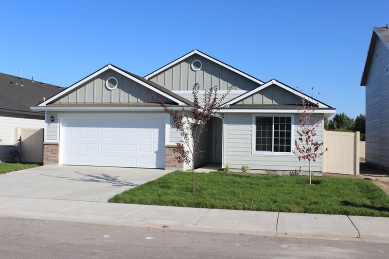 3858 W Meadowpine St in Meridian, ID - Building Photo