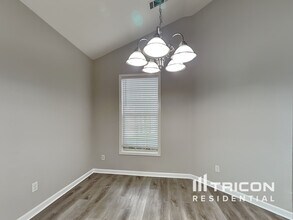 7802 Bluefin Trail in Union City, GA - Building Photo - Building Photo