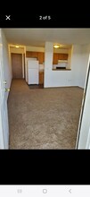 1422 Irish Dr, Unit 4 in Waterloo, IA - Building Photo - Building Photo