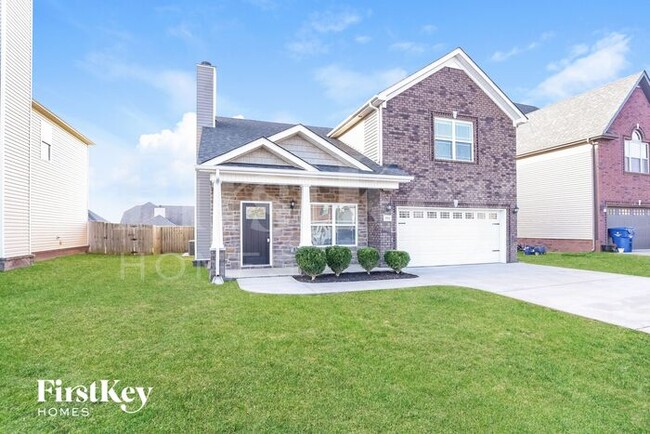 1032 Henry Pl Blvd in Clarksville, TN - Building Photo - Building Photo