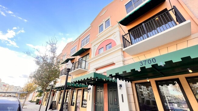 3732 Avalon Park E Blvd in Orlando, FL - Building Photo - Building Photo