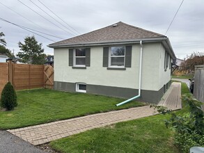 120 Central Park Blvd N in Oshawa, ON - Building Photo - Building Photo