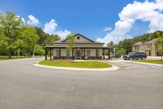 1153 Elk Knob Trl in Fayetteville, NC - Building Photo - Building Photo