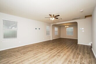 10502 Marigold Bay in San Antonio, TX - Building Photo - Building Photo