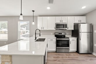 20 Tate Lane in Round Rock, TX - Building Photo - Building Photo