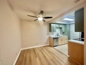 10232 Black Mountain Rd in San Diego, CA - Building Photo - Building Photo